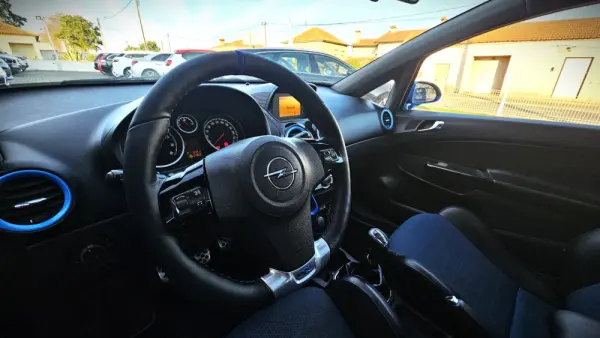 Opel Corsa 1.6 T 16