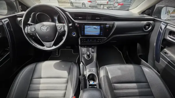 Toyota Auris Touring Sports 1.8 HSD CONFORT + P.SPORTS HYBRID 10