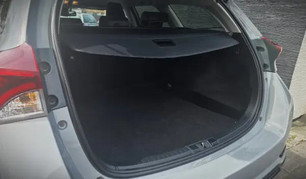 Toyota Auris Touring Sports 1.8 HSD CONFORT + P.SPORTS HYBRID 22