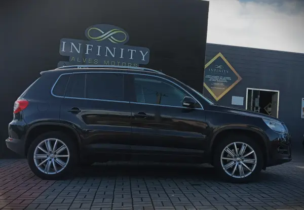 Volkswagen Tiguan 1.4 TSI SPORT BLUEMOTION 4