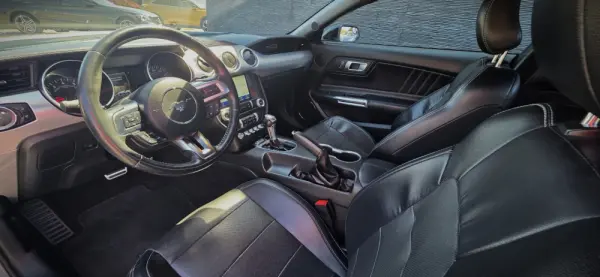 Ford Mustang 2.3i EcoBoost Aut. 22