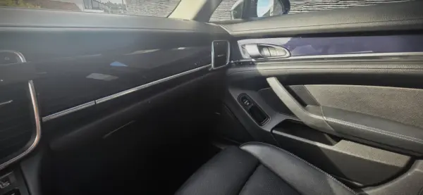 Porsche Panamera Platinum Edition 29