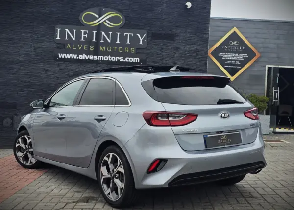 Kia Ceed 1.0 T-GDI GT Line 8