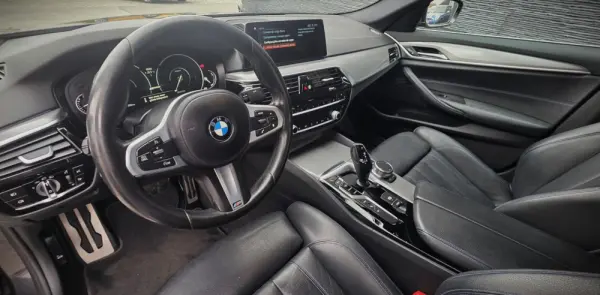 BMW 530 e iPerformance Pack M 17