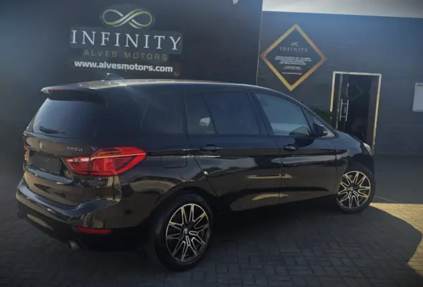 BMW 220 Gran Tourer d xDrive 7L Auto 5