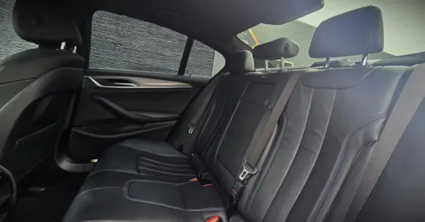 BMW 530 e iPerformance Pack M 37
