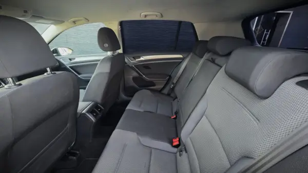 Volkswagen Golf 1.6 TDI KIT EXTERIOR R 28