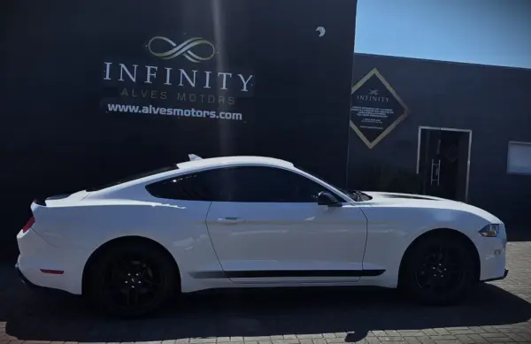 Ford Mustang 2.3i EcoBoost Aut. 9