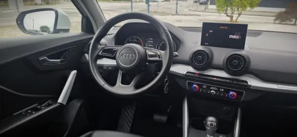 Audi Q2 2.0 TDI S tronic quattro 11