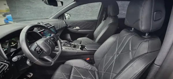 DS DS7 Crossback E-Tense SE Ligne Noire EAT8 19