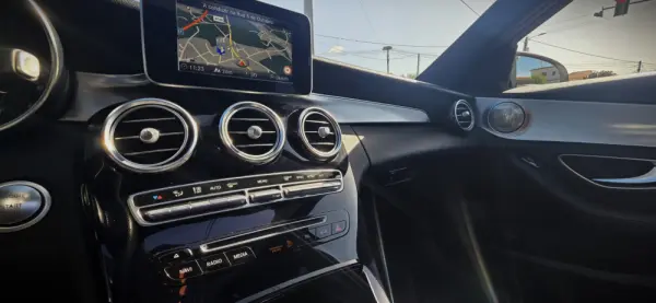 Mercedes-Benz C 300 h AMG Line 24