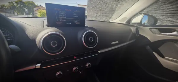 Audi A3 Limousine 1.6 TDI Advance Ultra 18