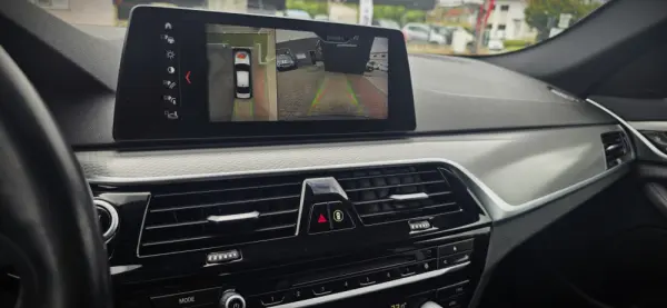 BMW 530 e iPerformance Pack M 25