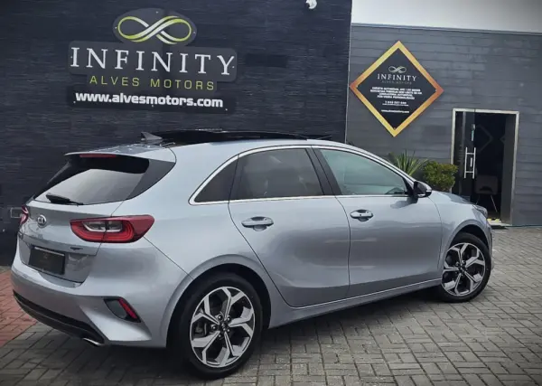Kia Ceed 1.0 T-GDI GT Line 6