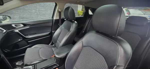 Kia Ceed 1.0 T-GDI GT Line 17