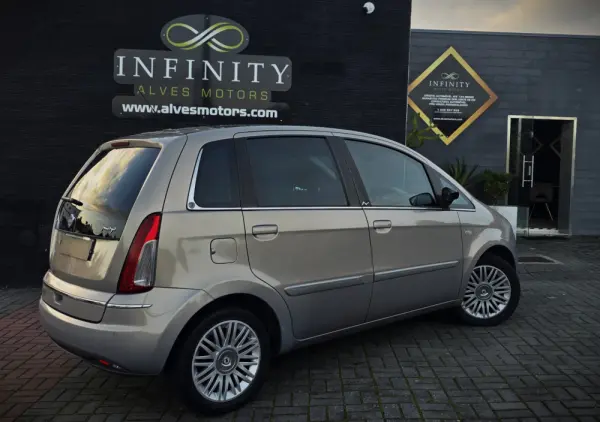 Lancia Musa 1.3 16V M-jet Oro S&S 5