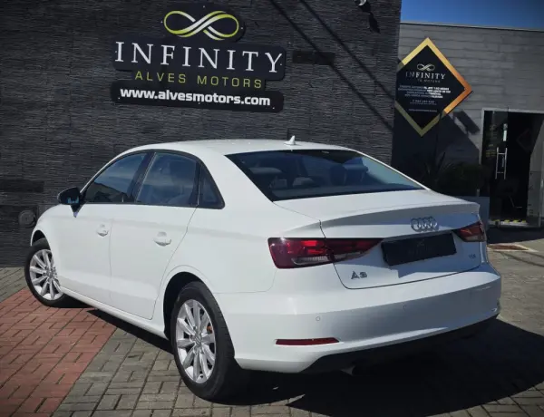 Audi A3 Limousine 1.6 TDI Advance Ultra 6