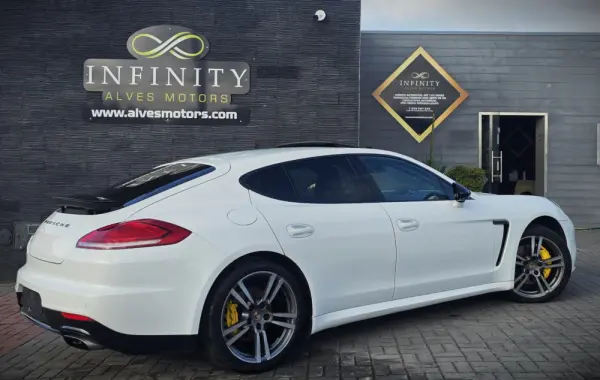 Porsche Panamera Platinum Edition 5