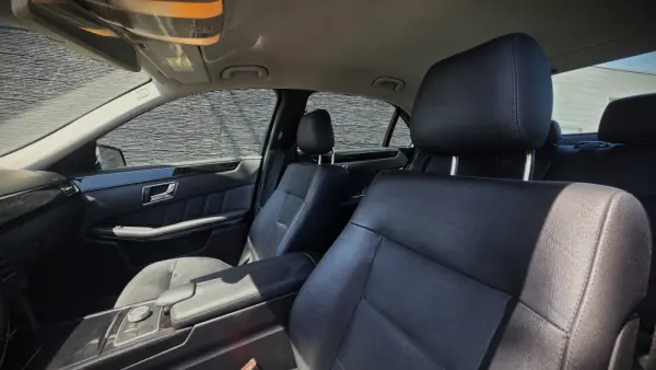 Mercedes-Benz E 220 BlueTEC 7G-TRONIC Avantgarde 15
