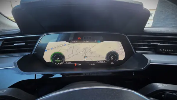 Audi e-tron 55 quattro S line 30