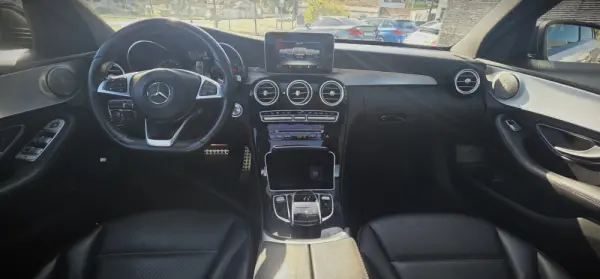 Mercedes-Benz C 300 h AMG Line 15