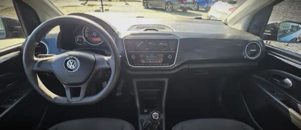 Volkswagen Up! 1.0 Move Color 9