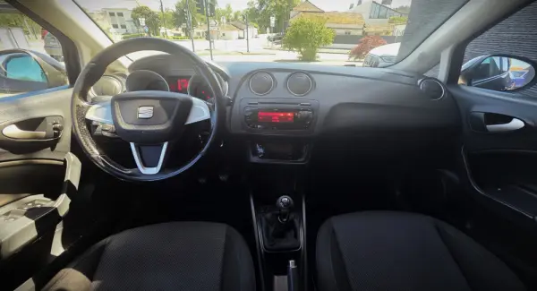 SEAT Ibiza 1.6 TDI 25 Anos DPF 8