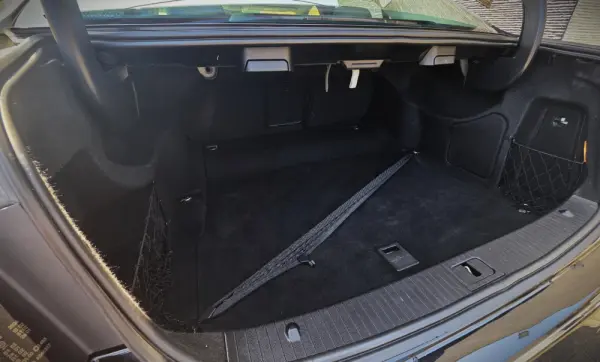 Mercedes-Benz E 220 BlueTEC 7G-TRONIC Avantgarde 28