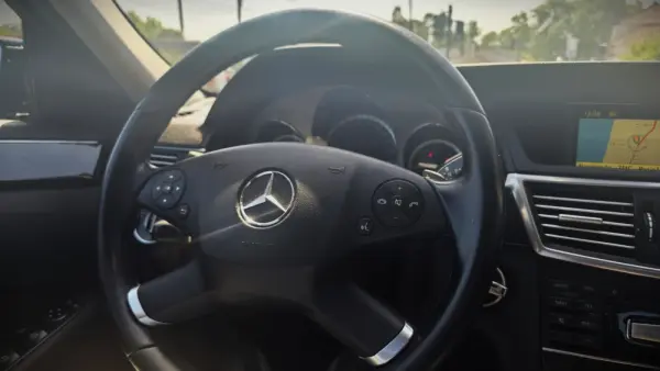 Mercedes-Benz E 220 BlueTEC 7G-TRONIC Avantgarde 21