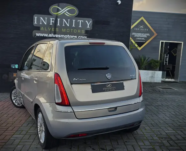 Lancia Musa 1.3 16V M-jet Oro S&S 7