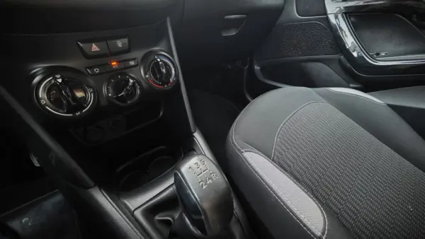 Peugeot 208 1.2 PureTech Active 19