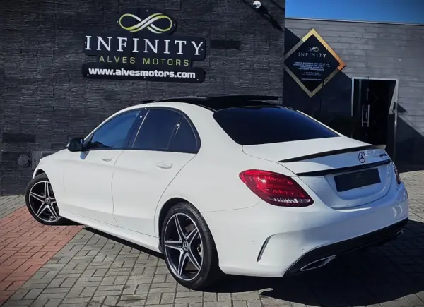 Mercedes-Benz C 300 h AMG Line 7