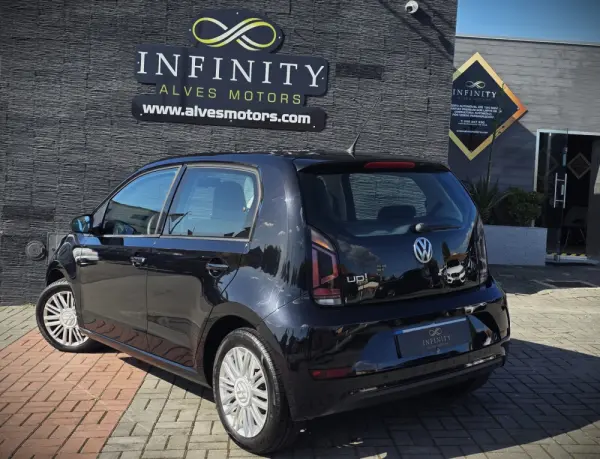 Volkswagen Up! 1.0 Move Color 8