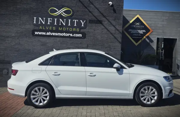 Audi A3 Limousine 1.6 TDI Advance Ultra 4