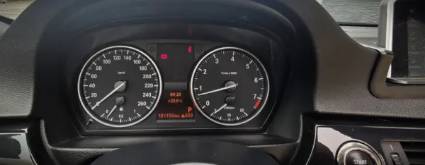 BMW 320 i Intense Auto 12