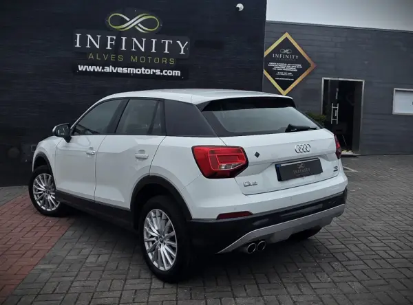 Audi Q2 2.0 TDI S tronic quattro 9