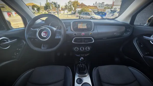 Fiat 500X 1.3 MJ Cross 9