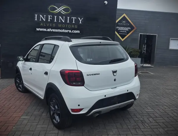 Dacia Sandero 0.9 TCe SL Explorer 9