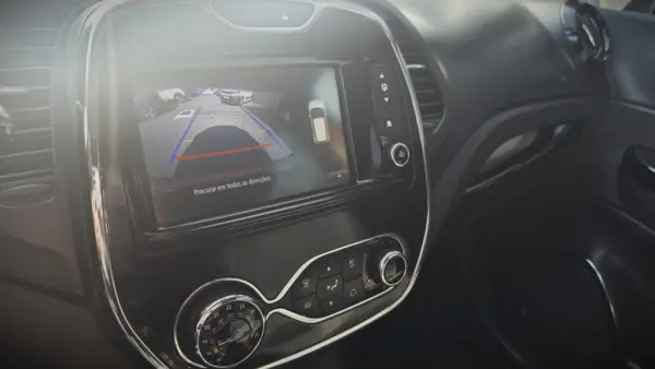 Renault Captur 1.5 dCi Exclusive 18