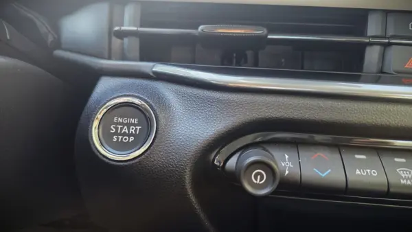 Fiat 600 1.2 Hybrid Sport 27