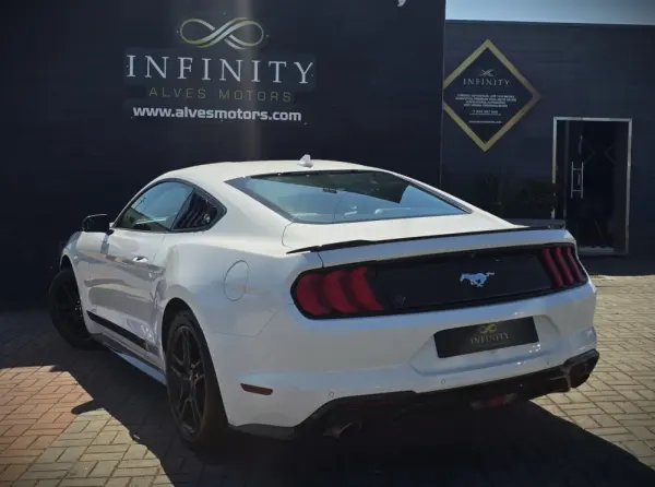 Ford Mustang 2.3i EcoBoost Aut. 15