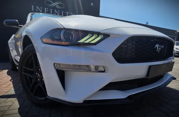 Ford Mustang 2.3i EcoBoost Aut. 8