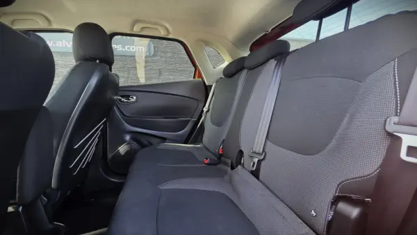 Renault Captur 1.5 dCi Exclusive 22