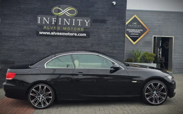 BMW 320 i Intense Auto 6