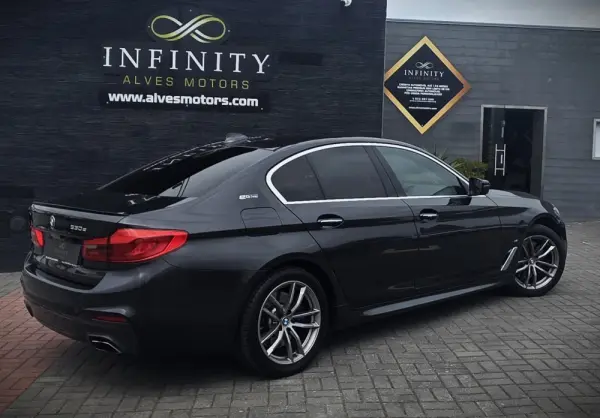 BMW 530 e iPerformance Pack M 6