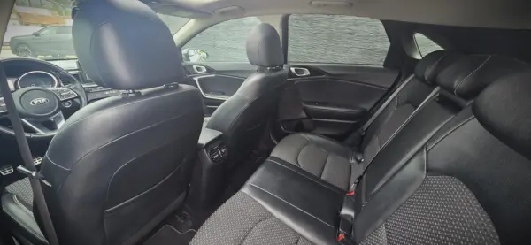 Kia Ceed 1.0 T-GDI GT Line 29