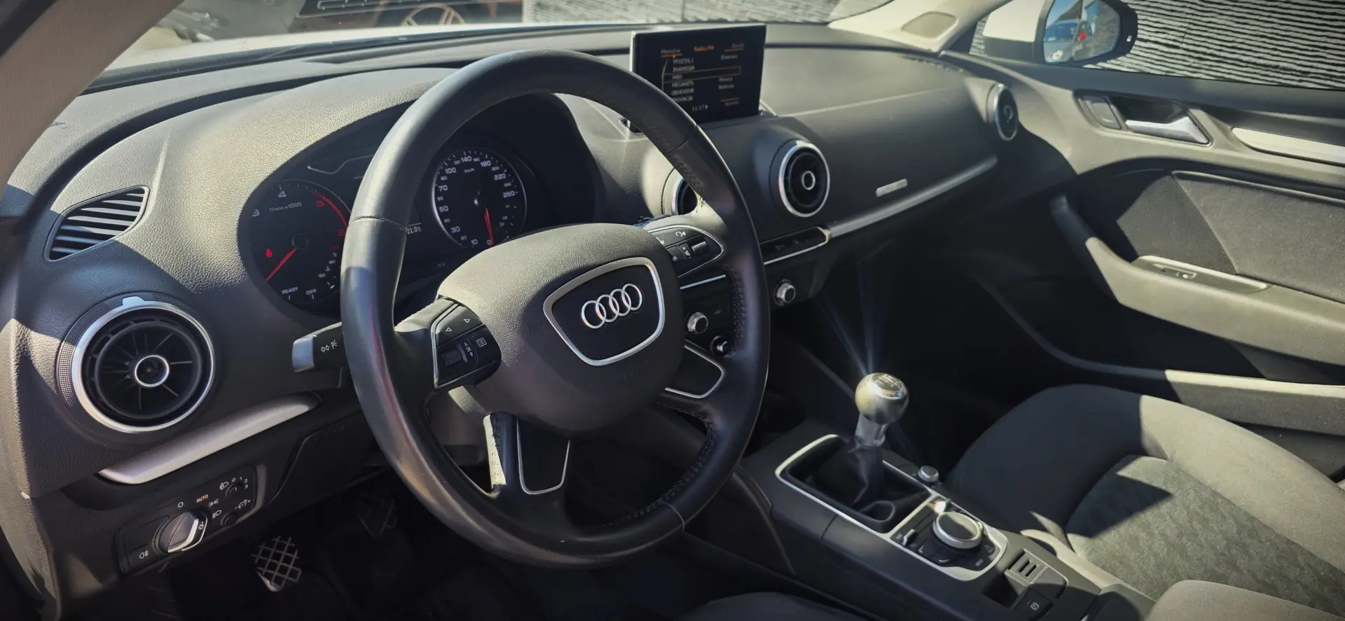 Audi A3 Limousine 1.6 TDI Advance Ultra 12