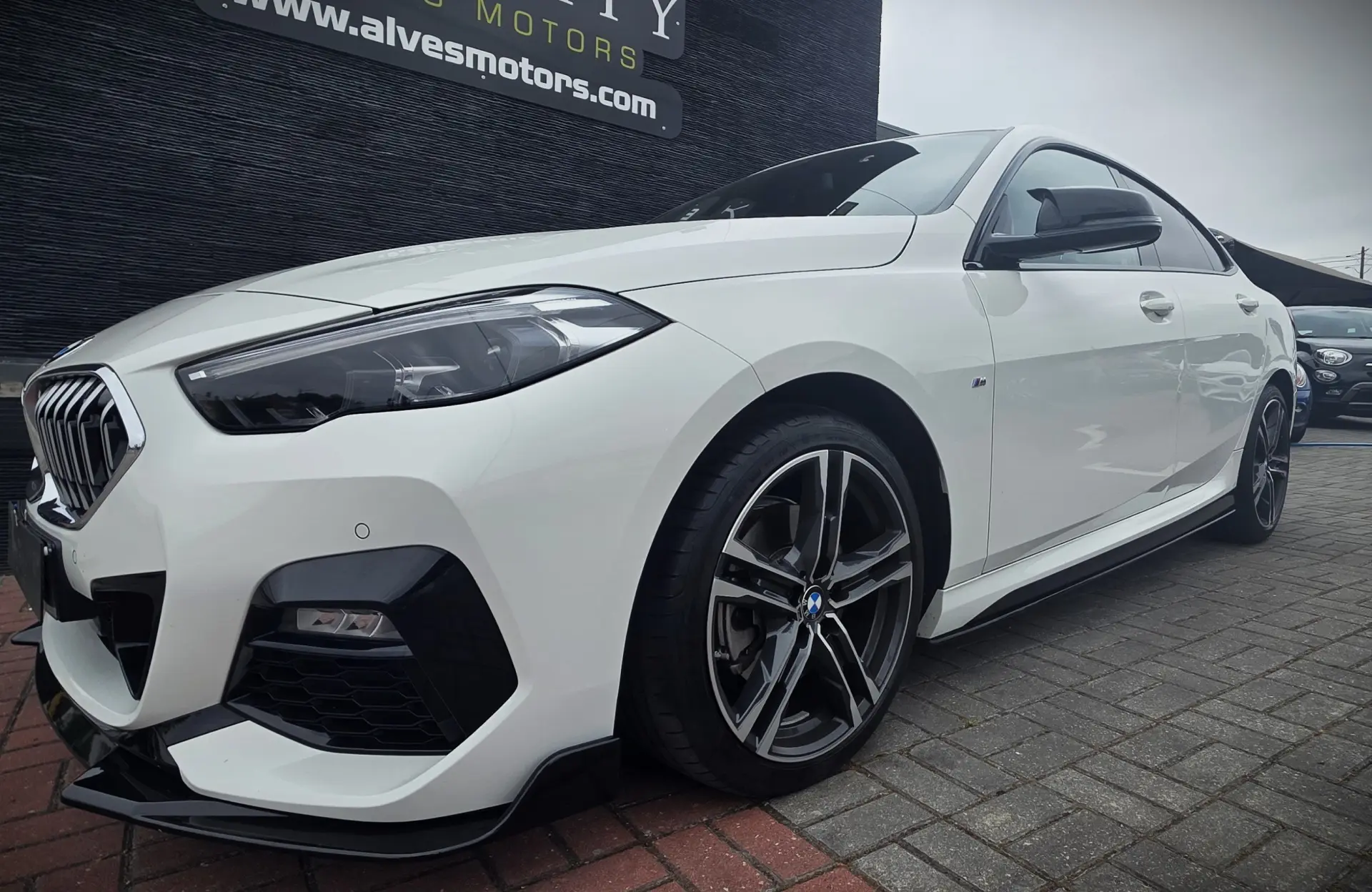 BMW 216 Gran Coupé d Pack 50 anos M 4