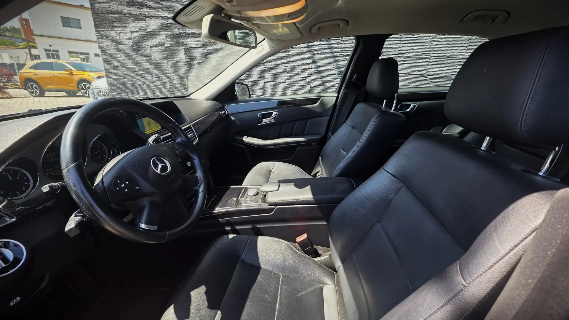 Mercedes-Benz E 220 BlueTEC 7G-TRONIC Avantgarde 14