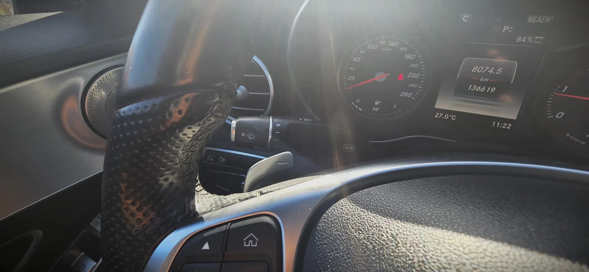 Mercedes-Benz C 300 h AMG Line 27